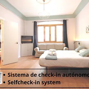 Гостевой дом Regina Selfcheck-in Smart Пальма-де-Майорка